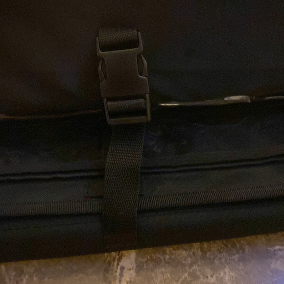 crop in style shoulder bag - Picture 5 of 6